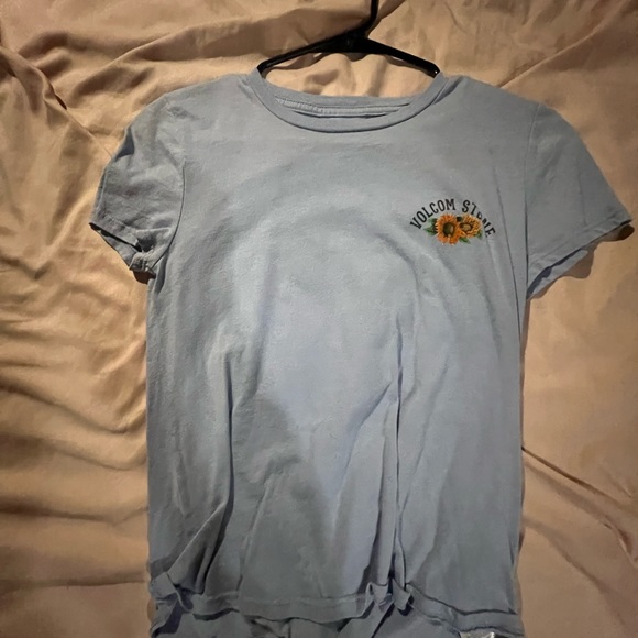 Beachy Tees! Many different shirts, different sizes! - Picture 7 of 16